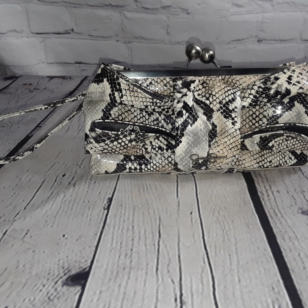 Jessica Simpson clutch - Picture 5 of 5